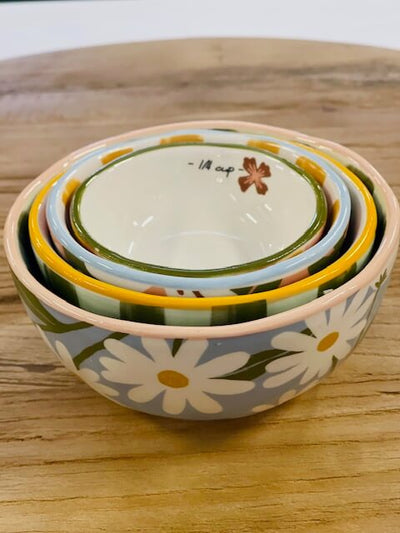 Lulu S/4 Ceramic Measuring Cups home on Darley Mona Vale